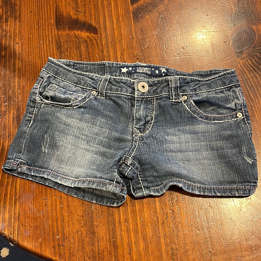 Woman’s shorts